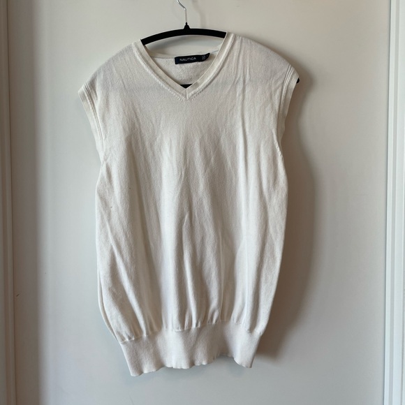 vest - Picture 1 of 2